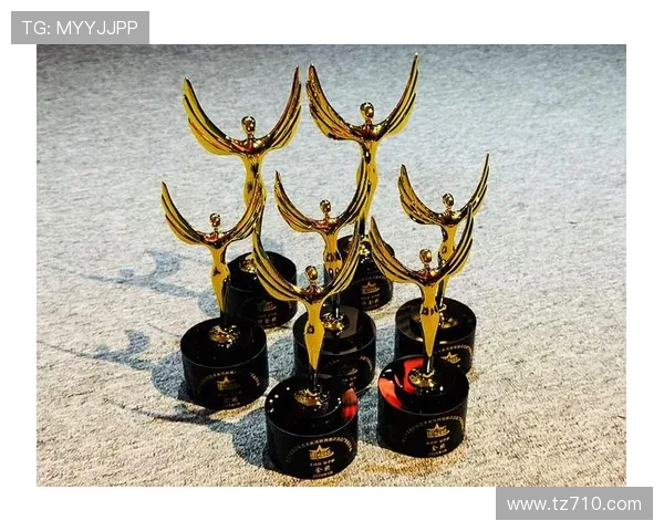 迪福谈凯恩未来归属称奖杯是他唯一的动力与目标